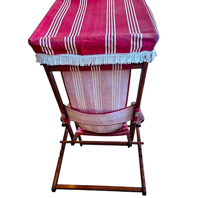 Vintage Steamer Chair Recalls the Golden Age of Leisure Travel, by Paris Manufacturing For Sale - Image 4 of 16