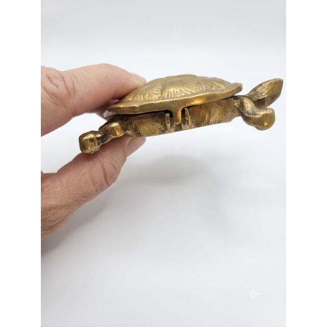 1970s Vintage Hollywood Regency Solid Brass Turtle Trinket Box For Sale - Image 5 of 5
