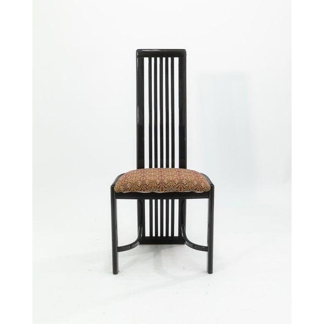 A set of 8 Liberty Furniture high back dining chairs. This lovely set of dining chairs feature a unique 80s postmodern...