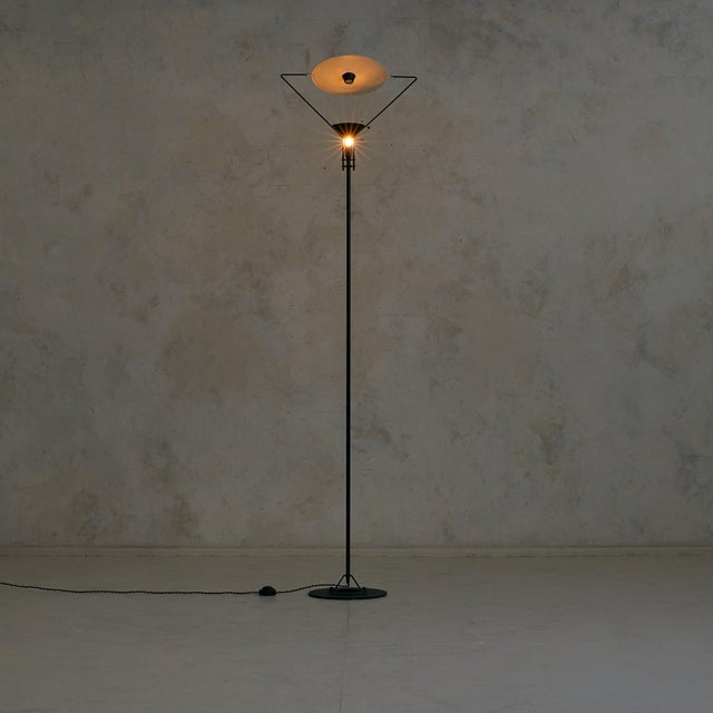 The Polifemo floor lamp was designed by Carlo Forcolini for Artemide in the 1980s. Defined by its graphic silhouette,...