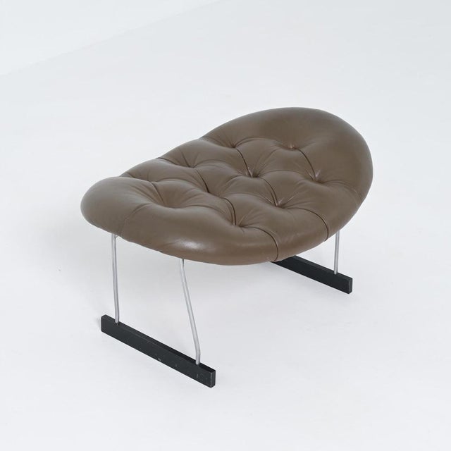 Black F592 Ottoman in Leather by Geoffrey Harcourt for Artifort, 1960s For Sale - Image 8 of 18