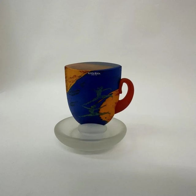 Tea Cup and Saucer by Kjell Engman for Kosta Boda, Sweden, 1980s, Set of 2 For Sale - Image 11 of 11