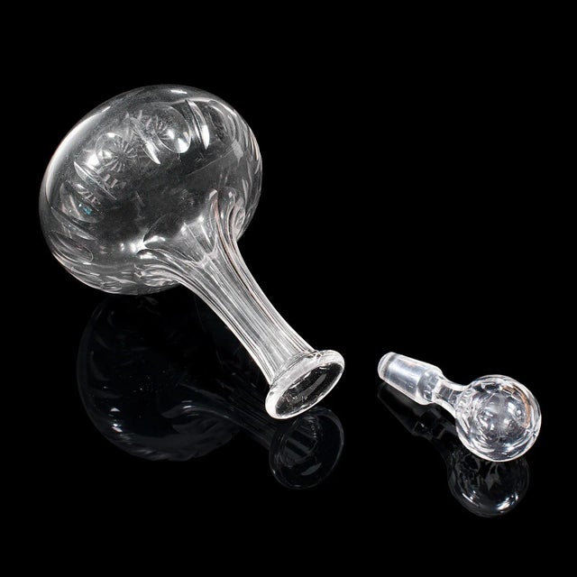 1910s Pair of Antique Edwardian English Silver Plate Decanters and Stands For Sale - Image 10 of 13