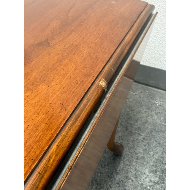Queen Anne Style Drop-Leaf Side Tables, Pair For Sale - Image 4 of 12