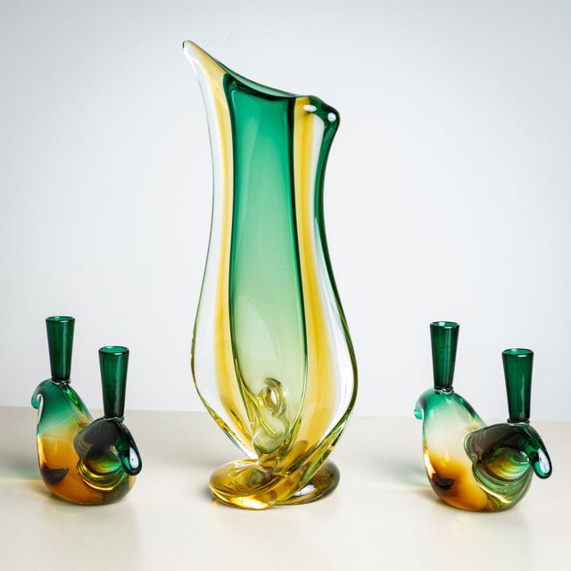 Green Mid-20th Century Green Glass Vase by Seguso Vetri d’Arte, Italy For Sale - Image 8 of 8