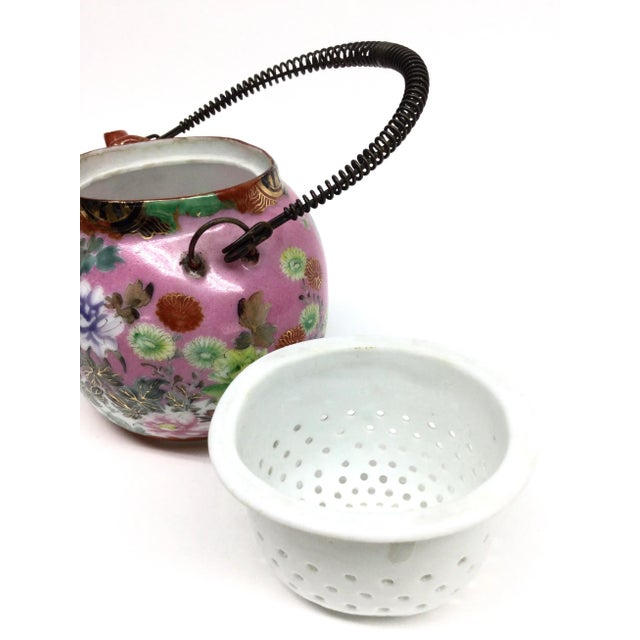 Antique Chinese Porcelain Tea Pot For Sale In Portland, ME - Image 6 of 13
