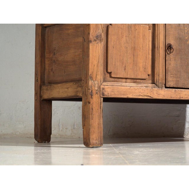 Antique Qing Dynasty Lanzhou Gansu Cabinet in Pine For Sale - Image 5 of 12