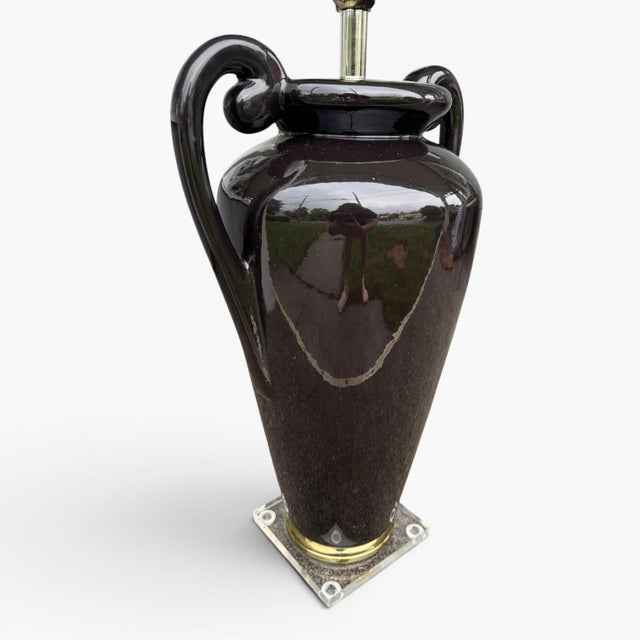 1970s Vintage Hollywood Regency Black Amphora Urn Shape Lamp For Sale - Image 5 of 8