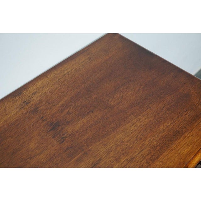 Late Victorian English Mahogany Chest of Drawers, Late 19th Century For Sale - Image 9 of 18