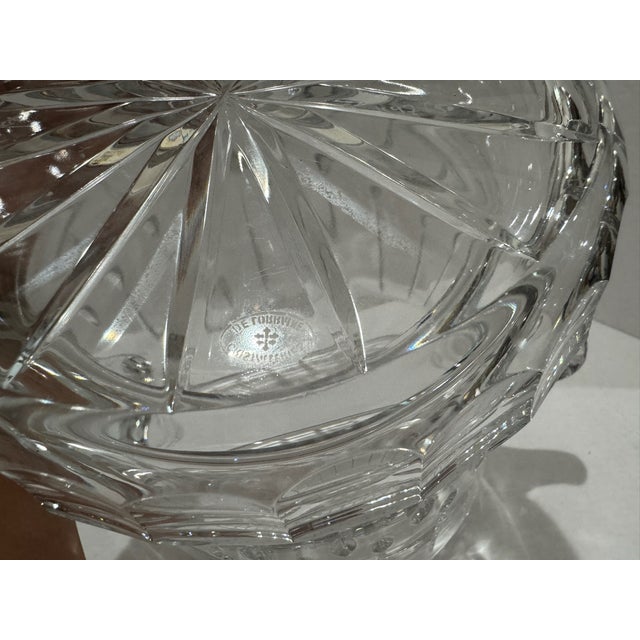 Mid 20th Century Signed Large Crystal Double Handle Ice Bucket With Scroll Handles For Sale - Image 9 of 11