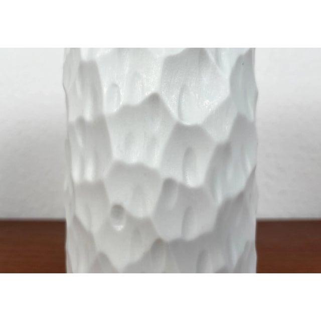 Vintage German Minimalist Porcelain Vase from Thomas, 1970s For Sale - Image 5 of 13
