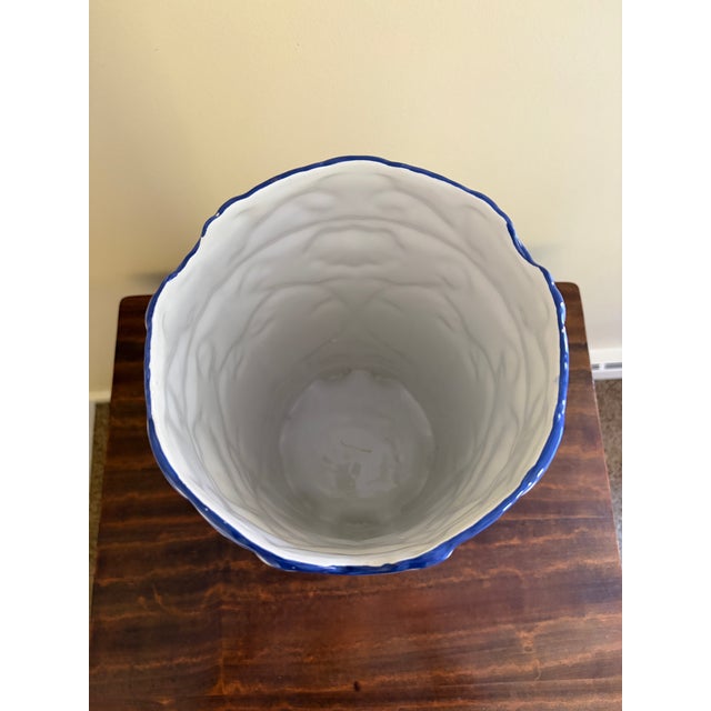 1980s Portuguese Blue & White Delft-Style Porcelain Umbrella Stand For Sale - Image 9 of 10