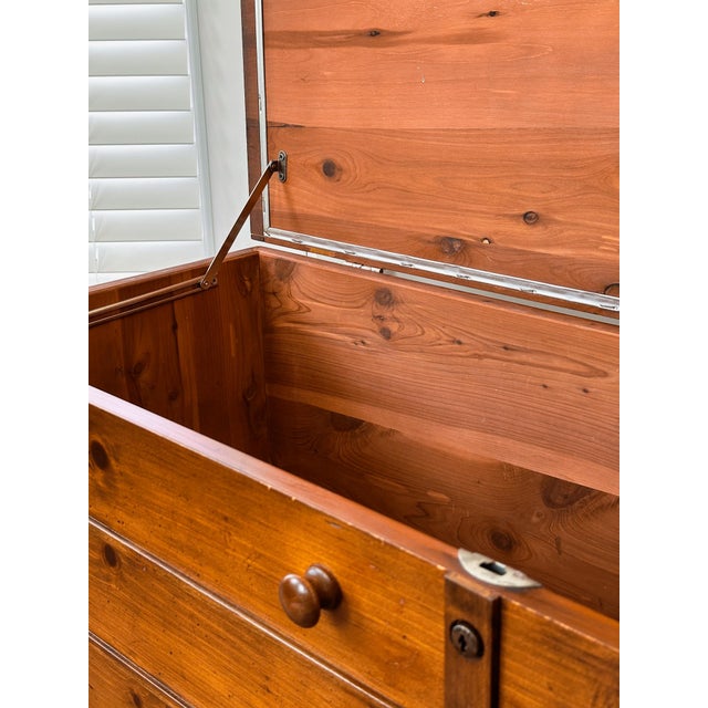 1960s Virginia Maid by Lane Cedar Chest For Sale - Image 12 of 15