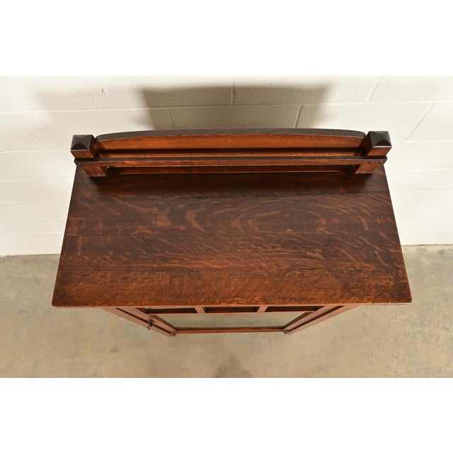 Limbert Antique Mission Oak Arts & Crafts Bookcase or China Cabinet, Circa 1910 For Sale - Image 11 of 15