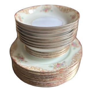 Vintage Noritake “M Japan” Floral Fine China Set – 8 Dinner Plates, 8 Bowls, 3 Bread Plates - 19 pcs For Sale