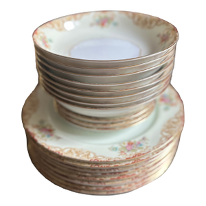 Vintage Noritake “M Japan” Floral Fine China Set – 8 Dinner Plates, 8 Bowls, 3 Bread Plates - 19 pcs