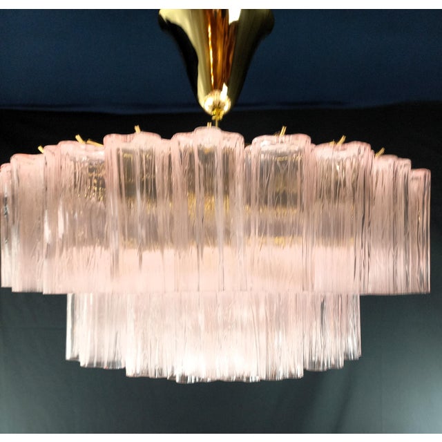 Gold Art Deco Pink Murano Glass Chandelier in the style of Barovier, 1982 For Sale - Image 8 of 11