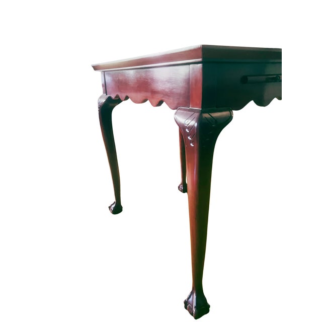 Mid-Century Modern Vintage Queen Anne Style Mahogany Serpentine Gallery Tea Candle Tray Table For Sale - Image 3 of 4
