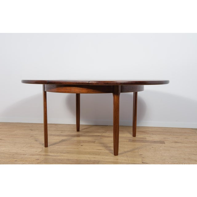 Mid-Century Round Extendable Dining Table, United Kingdom, 1960s For Sale - Image 11 of 16
