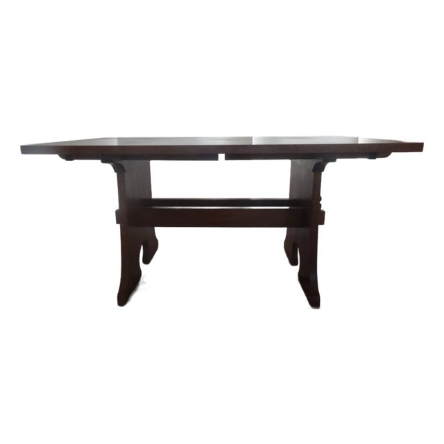 Late 20th Century Stickley Key Hole Trestle Dinning Table For Sale