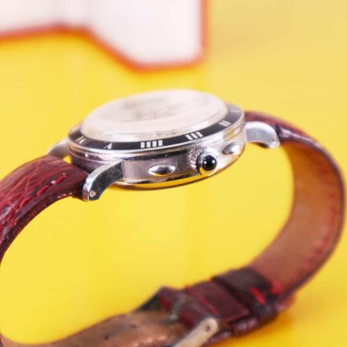 Women's Automatic Mechanical Wristwatch from Hamilton For Sale - Image 5 of 8
