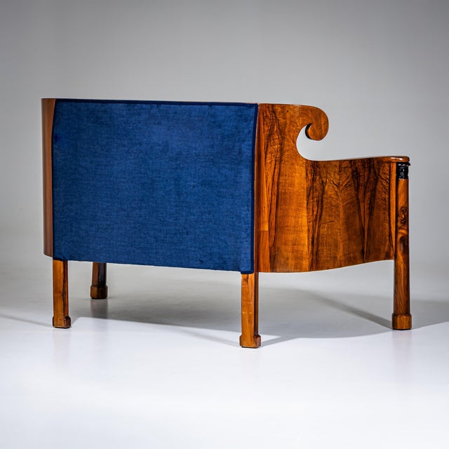 Biedermeier Sofa in Walnut, Austria, 1830s For Sale - Image 4 of 11
