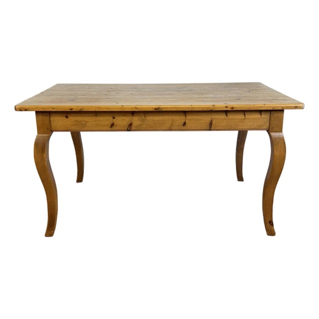 Vintage Farmhouse Style Pine Cabriole Leg Dining Table For Sale