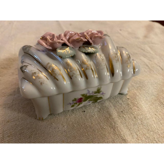 Vintage Porcelain Frosted Flowers White Gilded Trinket Box A beautiful addition to your dressing table.... Approx overall...