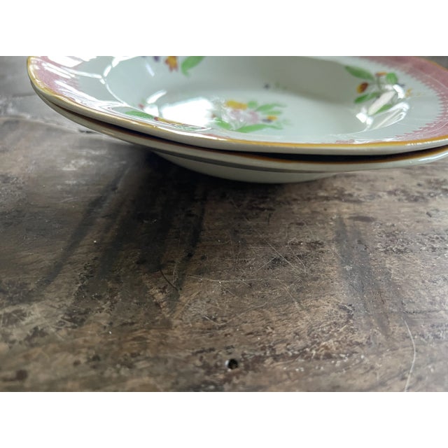 English Early 20th Century English Ironstone Calyxware Bowls - a Pair For Sale - Image 3 of 8