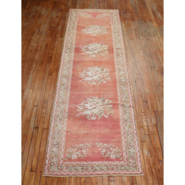 Melon Red Floral Turkish Ghiordes Runner For Sale In New York - Image 6 of 6