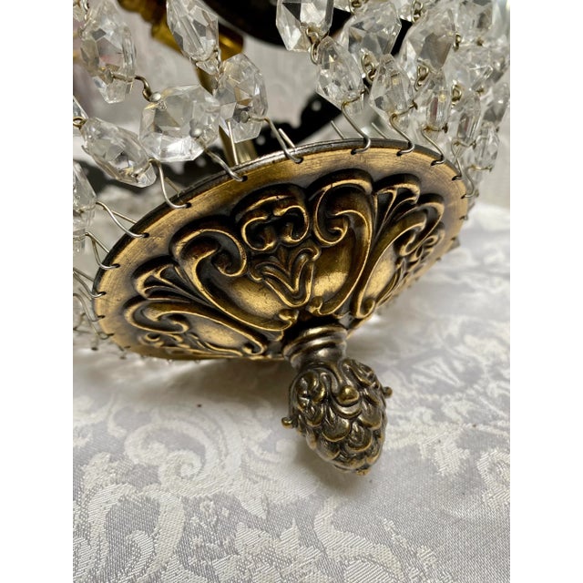 1960s Vintage French Brass Fleur De Lis Hollywood Regency Crystal Pendant For Sale - Image 9 of 13