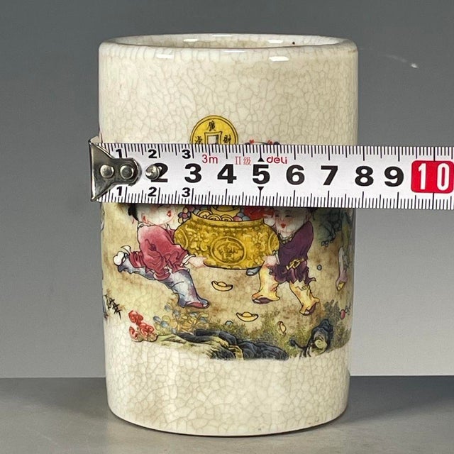 Chinese Famille Rose Crackle Glaze Porcelain Brush Pot With Figural Motif For Sale - Image 3 of 9