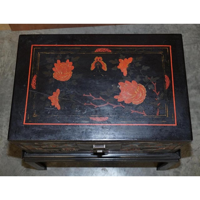 Large Vintage Chinese Hand-Painted Chests on Stands, Set of 2 For Sale - Image 17 of 18