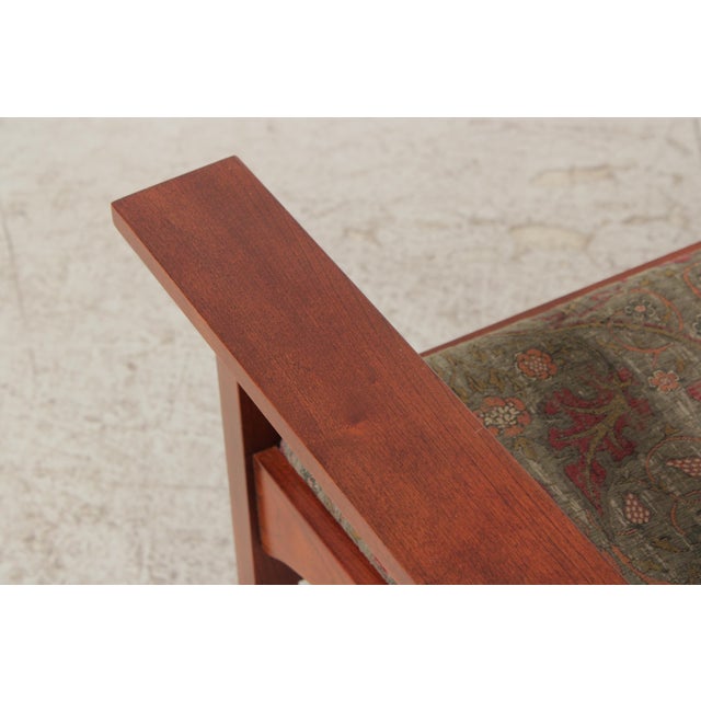 Stickley Harvey Ellis Cherry Mission Style Settee For Sale - Image 13 of 18