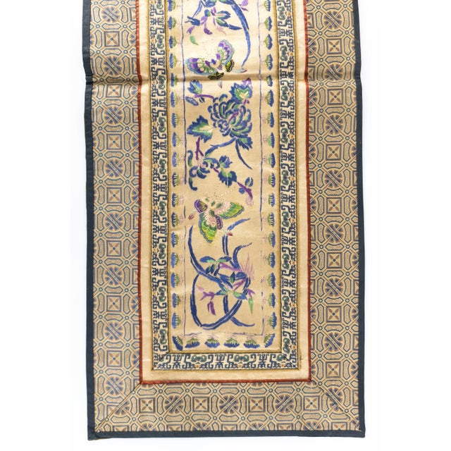 Chinese 19th Century Chinese Silk Embroidered Textile Robe Sleeve Panel With Butterflies For Sale - Image 3 of 6