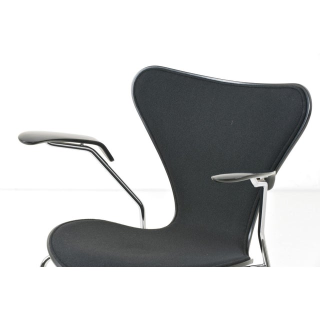 Mid-Century Modern Chairs from Fritz Hansen, Denmark, 1996, Set of 4 For Sale - Image 3 of 14