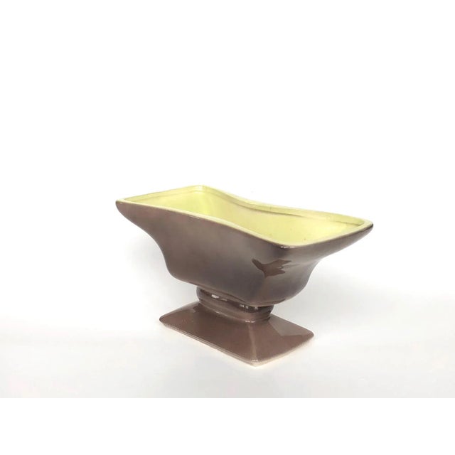 1950s Royal Windsor Mid-Century Modern Pottery Planter For Sale In New York - Image 6 of 13