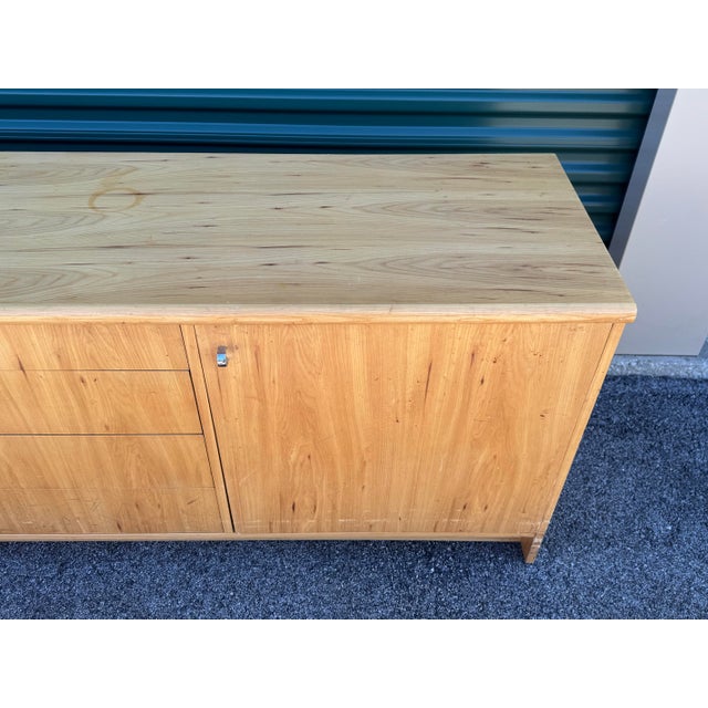 Mid-Century Modern Vintage 1970s Jack Cartright for Founders Furniture Light Elm Wood Low Dresser For Sale - Image 3 of 12