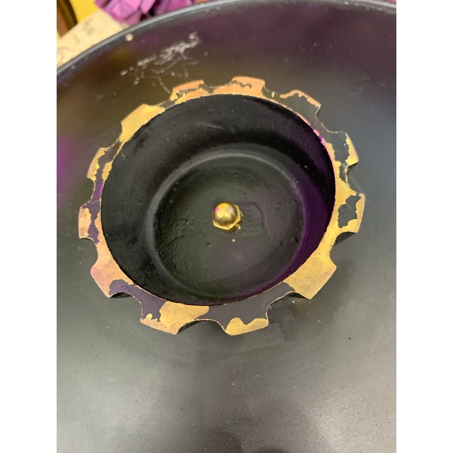 1950s Art Deco Style Black Charger With Gold Trim – Vintage Centerpiece For Sale - Image 4 of 7