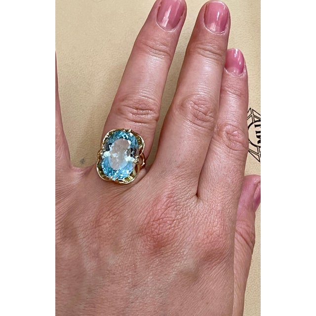 12.54 Carat Natural Oval Shape Aquamarine Cocktail Ring 14 Karat Yellow Gold A classic, Cocktail ring Huge 12.54 Exact...