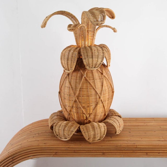 Pineapple Lamps in Woven Wicker, Set of 2 For Sale - Image 4 of 14