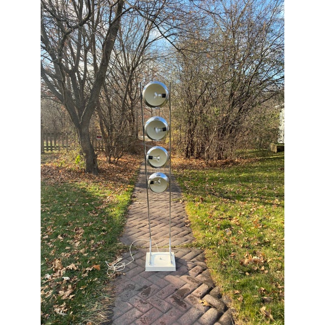 Mid-Century Modern 1970s Chrome Space Age Postmodern Floor Lamp For Sale - Image 3 of 8