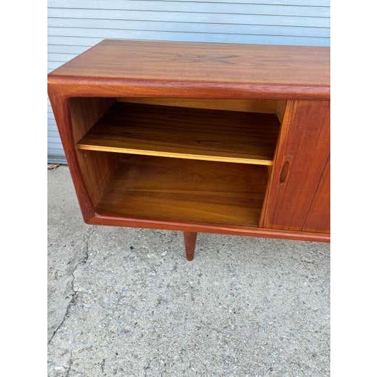 H.P. Hansen Teak Credenza, Scandinavian Modern, Denmark, 1962 For Sale - Image 13 of 15