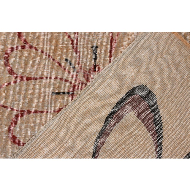 1960s Hand-Knotted Vintage Mid-Century Distressed Rug, Beige, Black Red Deco Medallion For Sale - Image 5 of 6