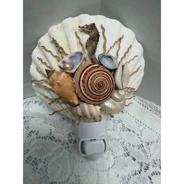 Children's Natural Crafted Beach House Decor Shell Nightlight For Sale - Image 3 of 9