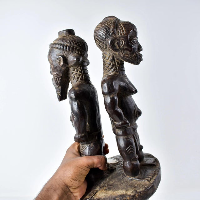 Early 20th Century Bene Lulua Divination Double Figure on Custom Base For Sale - Image 15 of 17