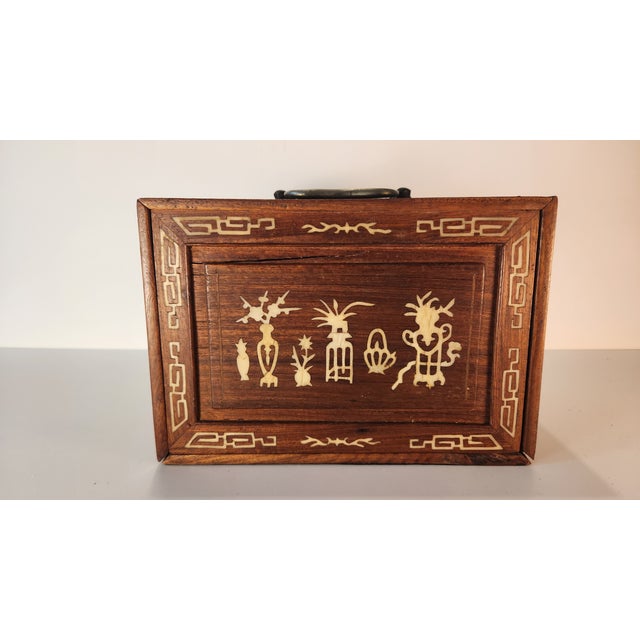 1920s Museum-Quality Antique Mahjong Set From the 1920s in Bone and Bamboo For Sale - Image 5 of 18