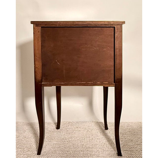 Wood Mid 20th Century French Louis XV Style Mahogany Marquetry Side Cabinet With Key For Sale - Image 7 of 7