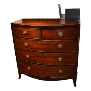 English Mahogany Bowfront Chest, Late 18th or Early 19th Century For Sale