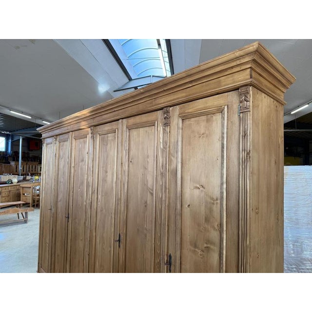 Farmhouse Wardrobe in Pine For Sale - Image 12 of 18